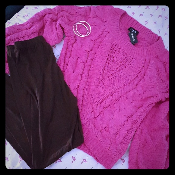 Express Sweaters - Express balloon sleeve cable knit sweater